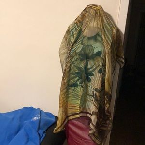 Adrienne Vittadini Accessories - NWOT ADRIENNE VITTADINI Silk Scarf Adrienne Vittadini Accessories - NWOT ADRIENNE VITTADINI Silk Scarf